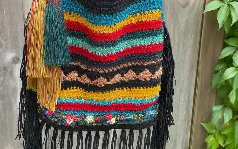 Boho Fringe Bag - crochet pattern