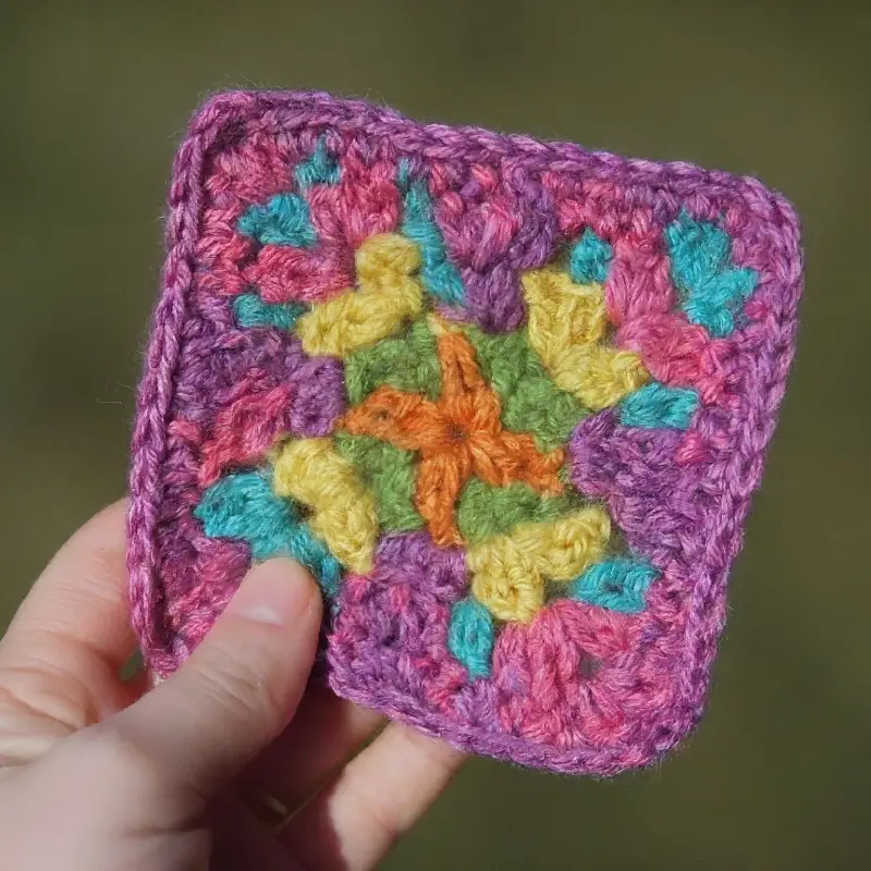 How to Crochet a Granny Square