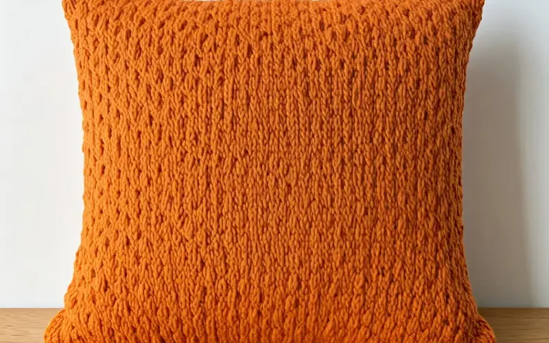 How to Crochet a Pumpkin Spice Pillow