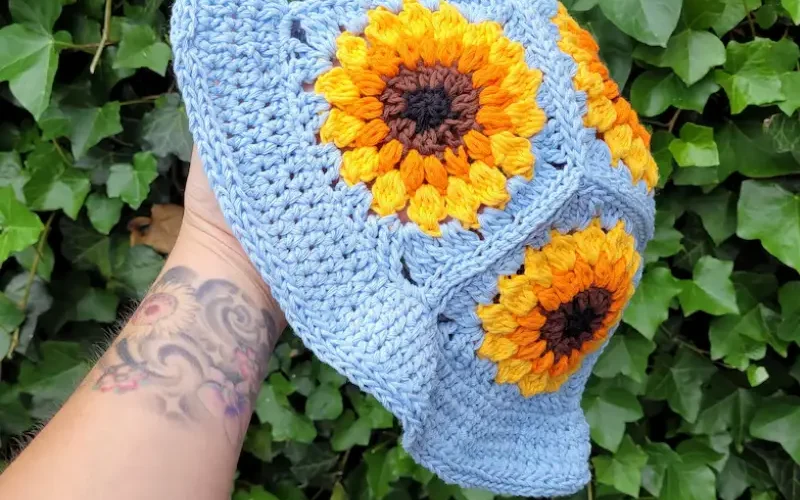 How to Crochet a Sunflower Bucket hat